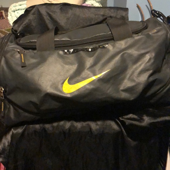 Nike Other - NIKE GYM BAG